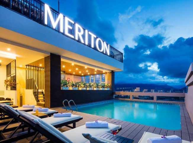 Khách sạn Meriton Nha Trang