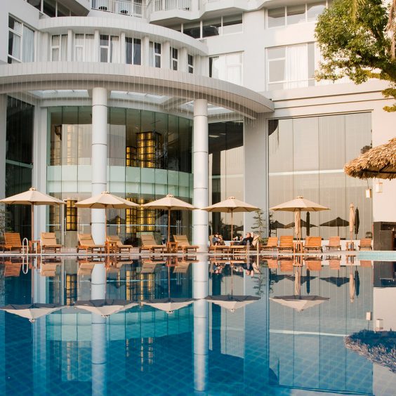 Khách sạn Novotel Hạ Long