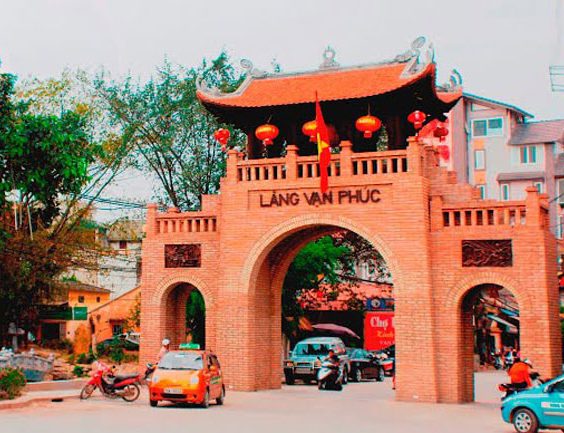 Van Phuc silk village